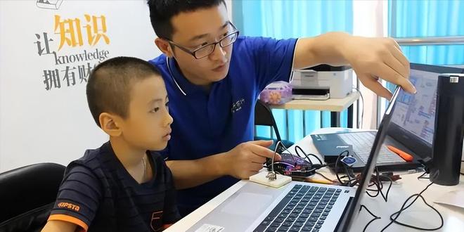 7年前号称中国最小黑客因不想写作业黑掉学校网站现在如何(图13)
