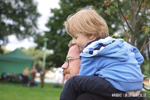 心学问教育咨询孩子网络社交安全：保护个人隐私避免网络陷阱(图1)