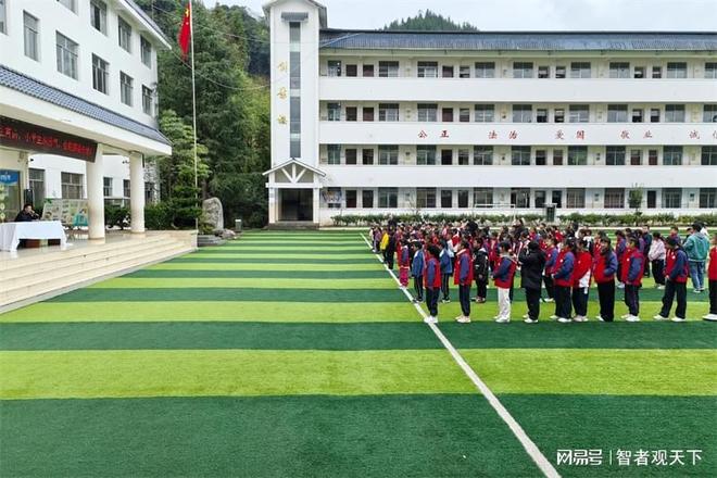 洪雅公安：“安全公开课”护航山区学子健康成长(图4)