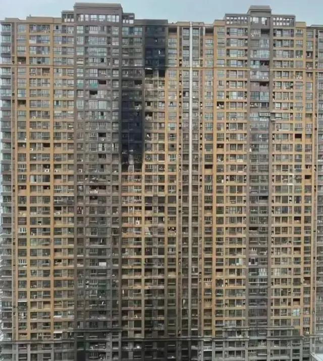 多少高楼住户都在关心:开云体育15层以上的高层安全吗?还能买吗?(图7)